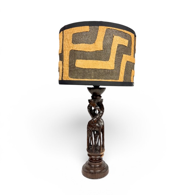 Lampa z drewna hebanowego żyrafy z abażurem z włókien agawy